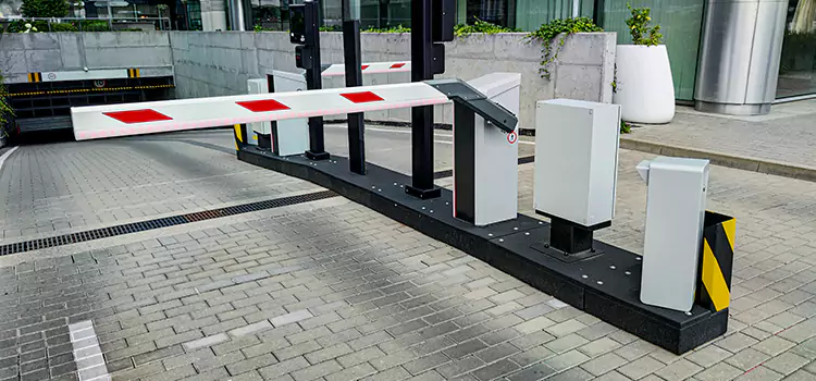 Custom Gate Design & Integration Clifton